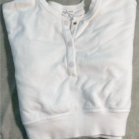 OFFLINE by Aerie White Cropped Sweatshirt - Picture 2 of 6
